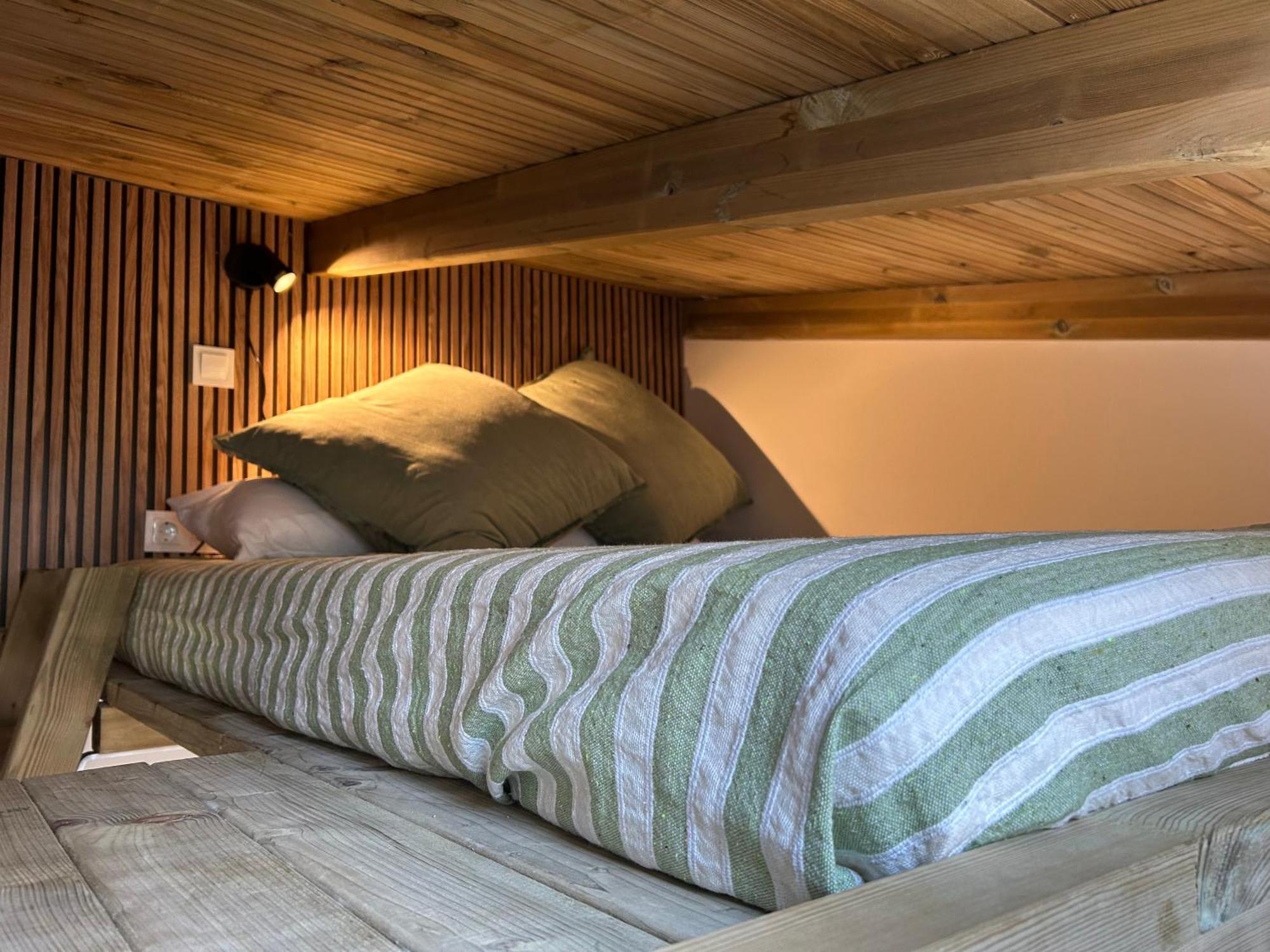 La Floresta Suite Сант-Кугат-дель-Вальес Экстерьер фото